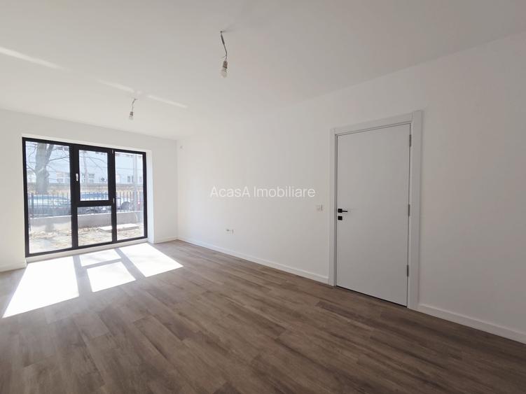 Apartament cu potențial pentru spațiu comercial sau birou - 12