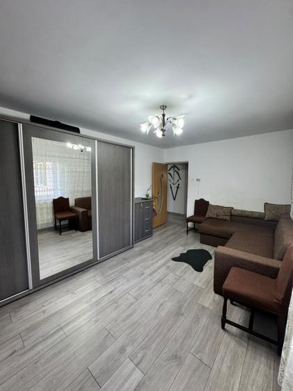Apartament 2 camere 56 mp Etaj 2 Dublă orientare Zonă liniștită
