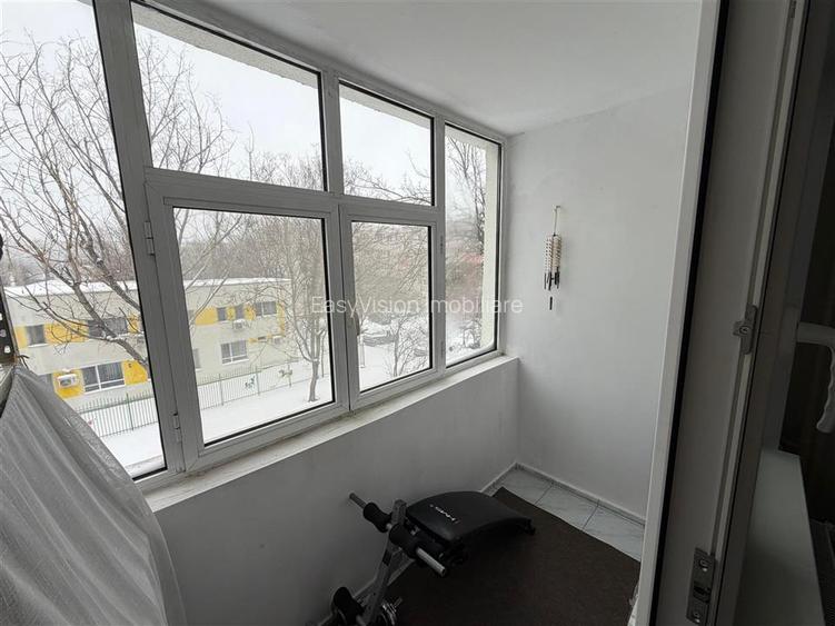 Apartament 3 camere | 1 Decembrie 1918 | Etaj 2/4 | Sector 3 - 9