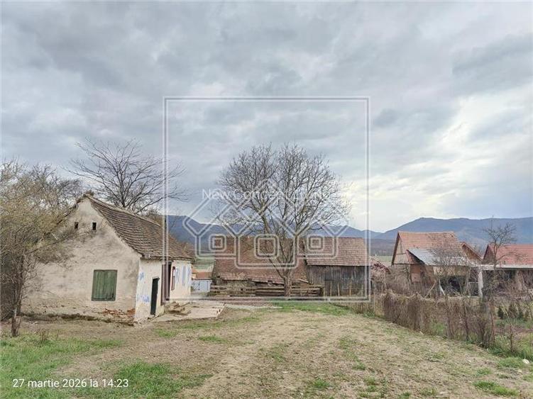 Casa si teren de vanzare in Sacel - 1355 mp teren - livada - Central - 7