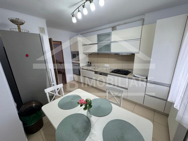 Apartament de 3 camere, 68mp, zona strazii Decebal - 13