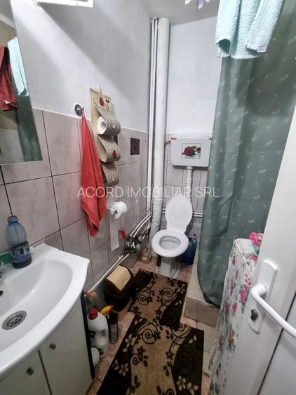 Piata CET  - garsoniera transformata in 2 camere - 6