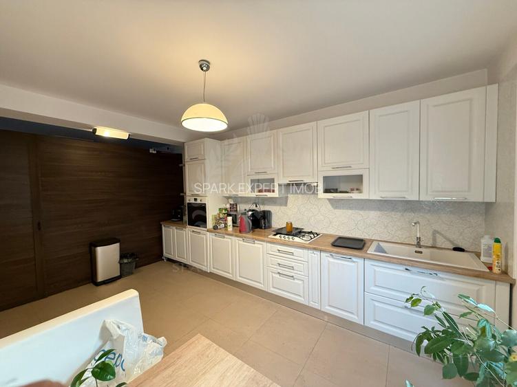 CASA /RESEDINTA//CLINICA //BIROURI// ANA IPATESCU// PLOIESTI - 2