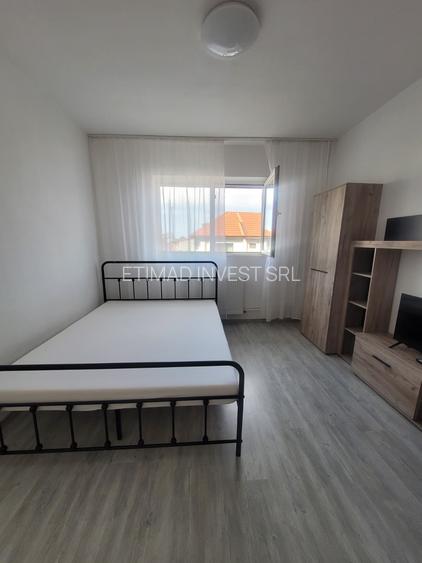 GARSONIERA MOBILATĂ- ETAJ 1 - TERMEN LUNG -CET -EGRETEI-1350 RON - 9