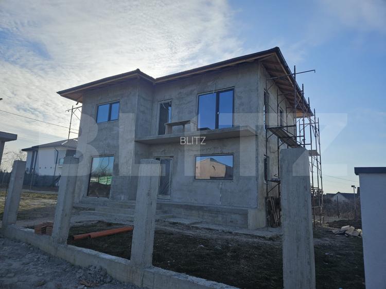 Vila 4 camere, 147 mp, zona Hlincea - 2