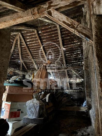 Casă în centrul istoric cu spațiu comercial și parcare proprie Zona 0 - 15