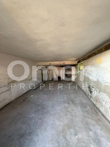 Casa de vanzare cu 446 mp teren si garaj, situata in zona centrala - 11