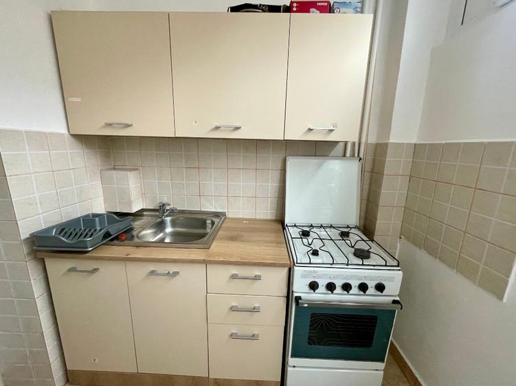 Proprietar inchiriez garsoniera Gheorgheni, str. Aurlel Suciu, et.1, Cluj