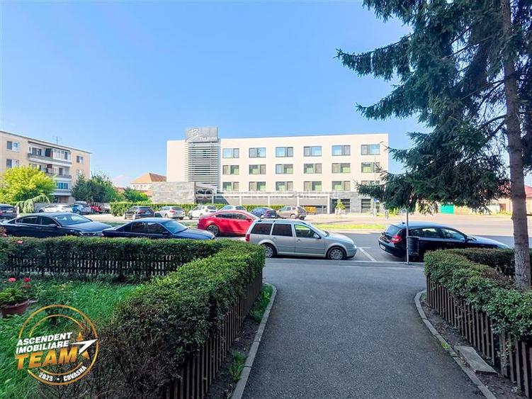 FILM& 3D!Apartament decomandat,3 camere,rezidential/servicii,Central,Sfantu Gheo - 2