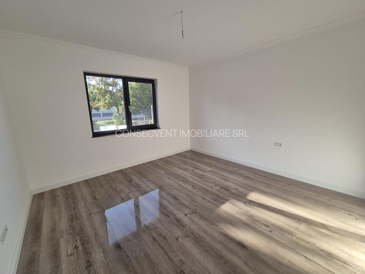 Vilă elegantă, finisată complet, Via Carmina – comision 0 - 11