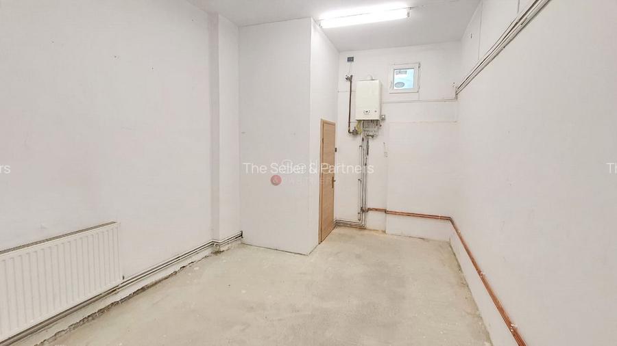 Spatiu comercial cu vizbilitate mare - 11