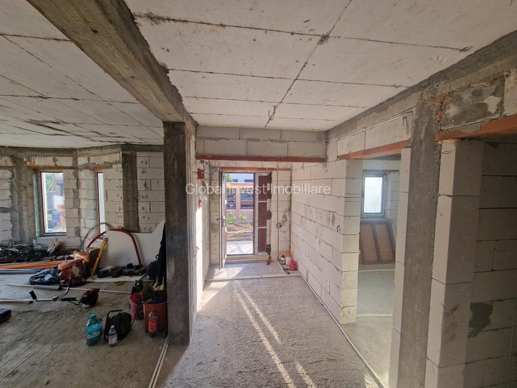 Casa P+M cu placa turnata, 5camere constructie deosebita -178.000euro - 12