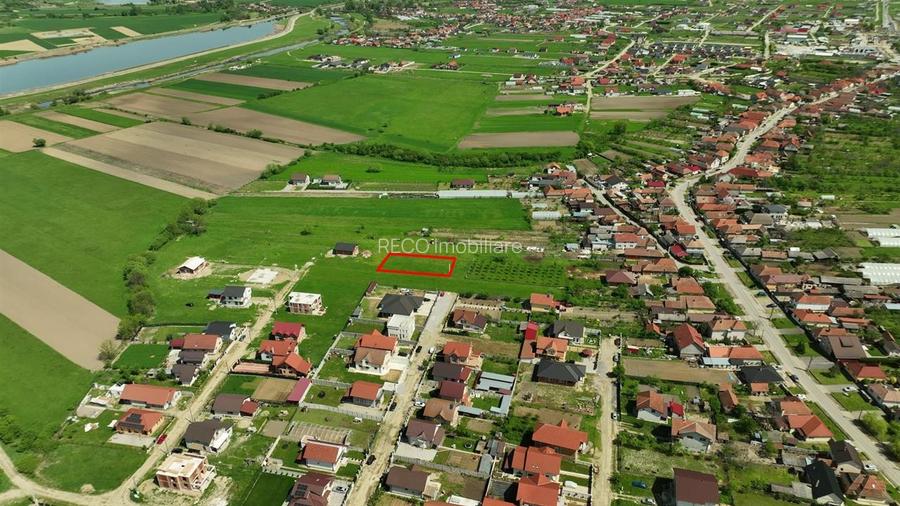 RECO , teren intravilan, la super pret, pe strada 252, situat central in Osorhei - 2
