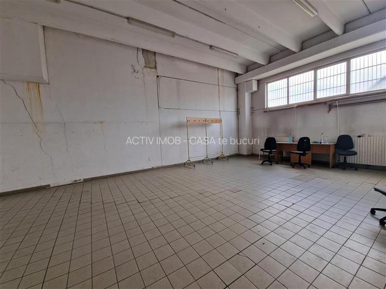 Resita CHIRIE Constructie tip hala 2 nivele 3298 Mp cu teren 6695 Mp - 12