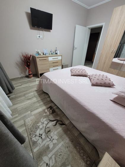 TERMEN LUNG ( INCLUSIV VARA) - MAMAIA NORD -  PLAJA MACKEREL - 2 CAMERE - 26