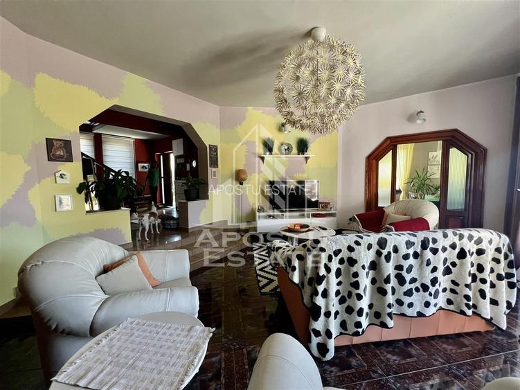 Vila cu 9 camere si piscina, teren de 1344mp, 0% comision - 8