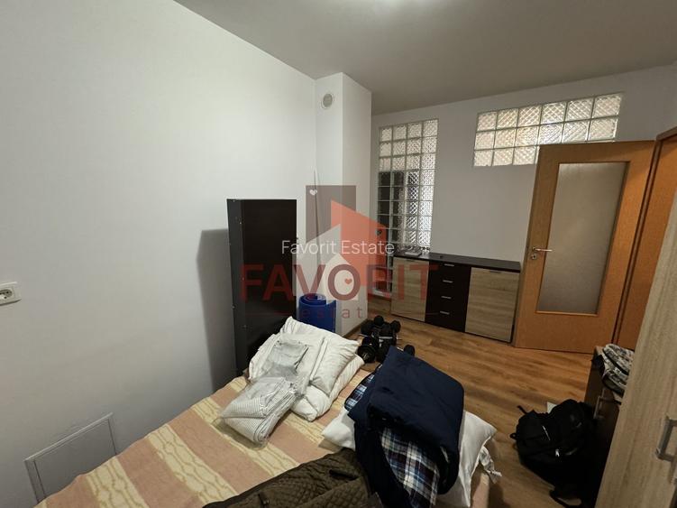 Bloc nou | Disponibil imediat | Boxa in CF | Pozitie excelenta | - 9