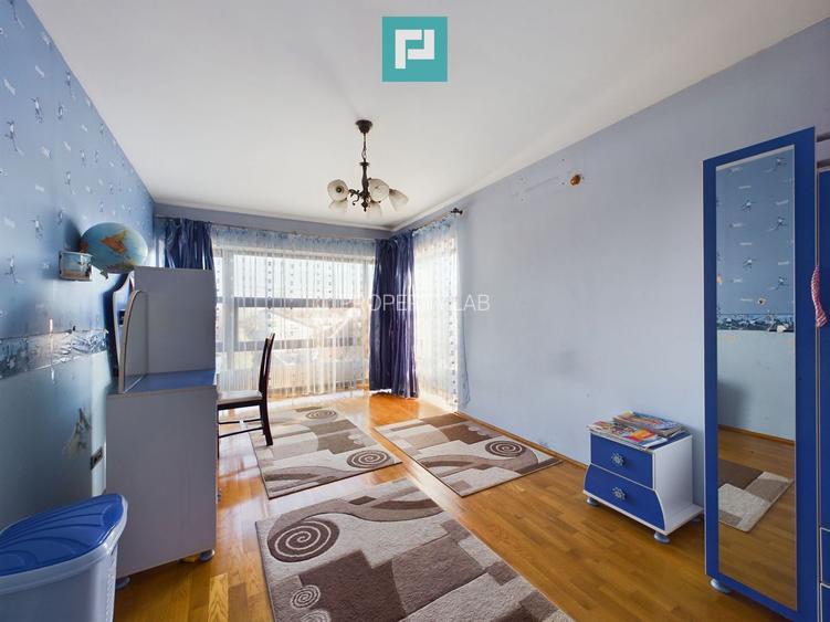 Vilă spațioasă cu 8 camere, Grădiște - 30