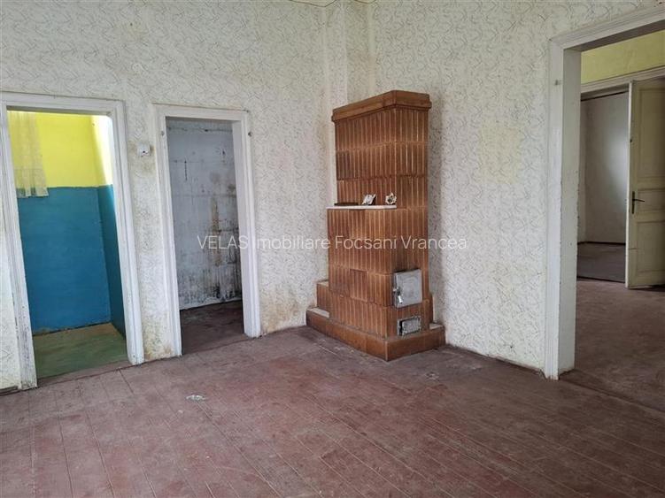 Casa din caramida, Panciu cu teren 2080 mp - 12