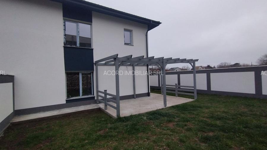Casa duplex Agigea conectată la toate utilitatile zona Primarie - 3