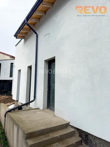 Unirii – Căuzași | Vilă P+M | 174 mp | 5 camere | Comision 0% - 3