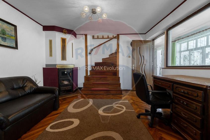 Refugiu în inima Transilvaniei – Casă săsească cu 5 camere în Rupea - 8