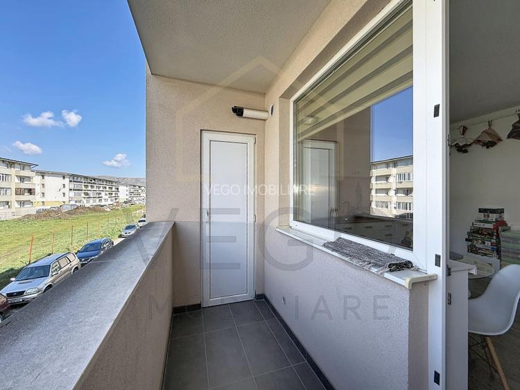 Apartament 2 camere, loc parcare, balcon, in Floresti, strada Cetății - 11