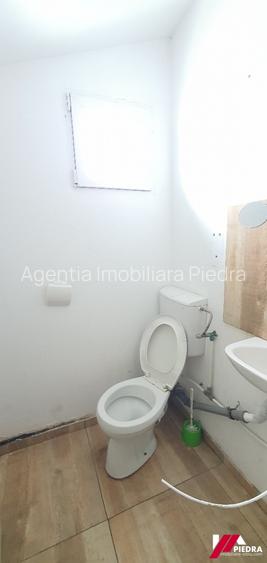 Închiriez hala pentru producție sau depozitare , suprafață 150 mp - 9