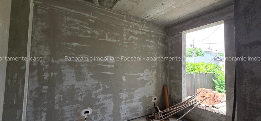 Vila de vanzare Focsani la gri, tip brancovenesc . - 25