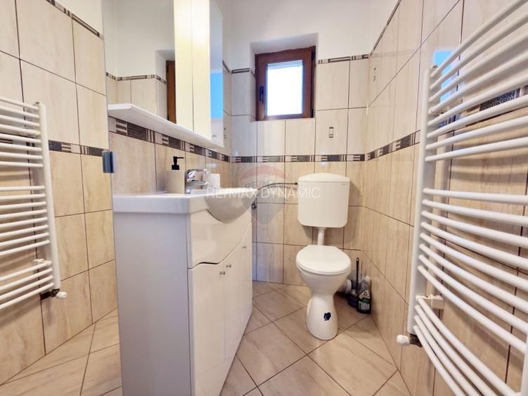 Vilă cu piscină de vânzare în cartierul Gai, Arad - 11