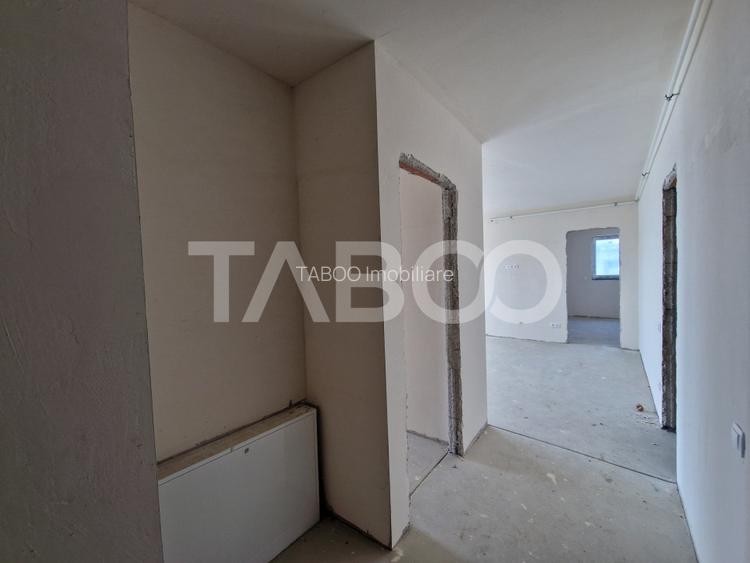 Apartament 3 camere 2 bai ETAJ 1 boxa la subsol Turnisor - 2