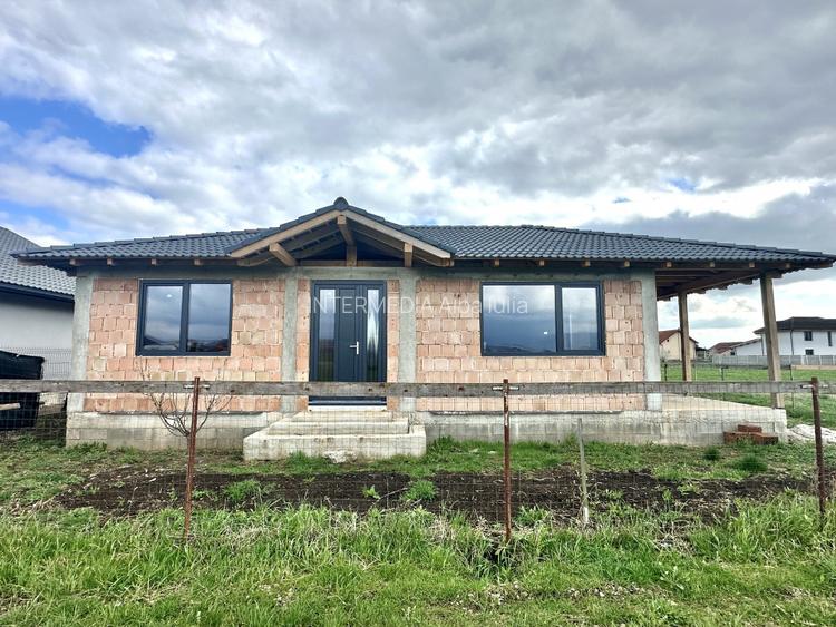 CASA NOUA LA ROSU I PE UN NIVEL I 73 MP I ALBA IULIA ZONA MICESTI I - 2