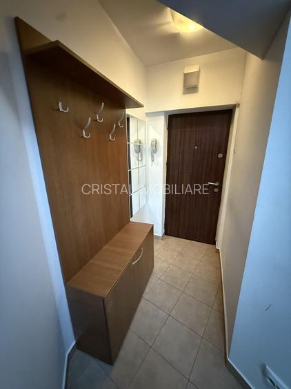 Garsoniera.  Etaj 1.  Calea Vacaresti. La 6 min de metrou Timpuri Noi. - 8