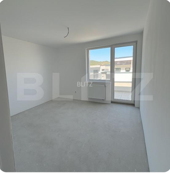 Apartament semidecomandat, bucatarie inchisa, terasa de 64 mp, zona centrala - 3