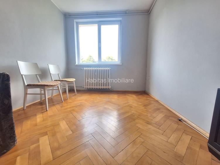 Apartament 3camere, de vanzare, decomandat,in Plopilor, zona linistita - 4