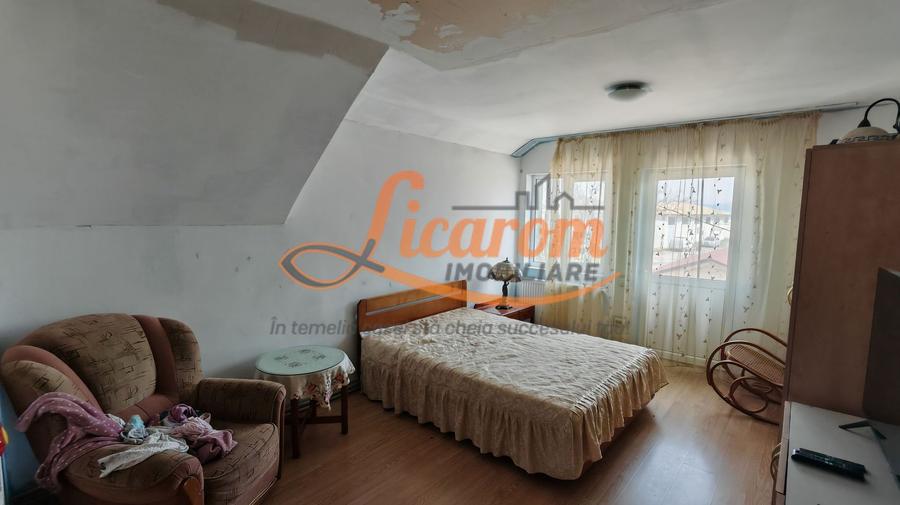 Vila P+E Bartolomeu,4 camere,4 bai,curte,garaj.
