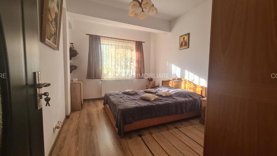 Apartament 3 camere decomandate, loc de parcare inclus.