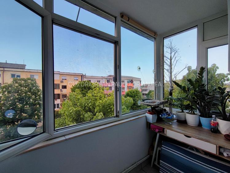 Apartament 3 camere de vanzare in zona City Park Mall, comision % - 9