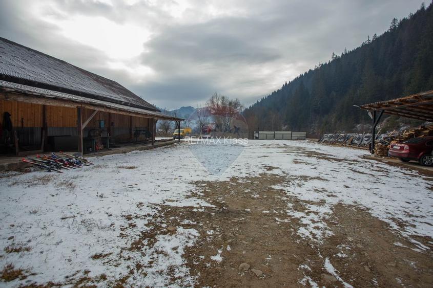 De vanzare| Hala industriala + teren, post trafo propriu, Borca, Neamt - 5