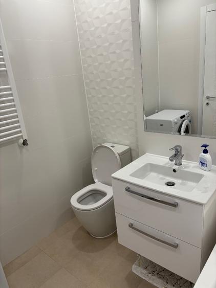 Garsonieră Hils Brauner, Bucătărie închisă, Parcare