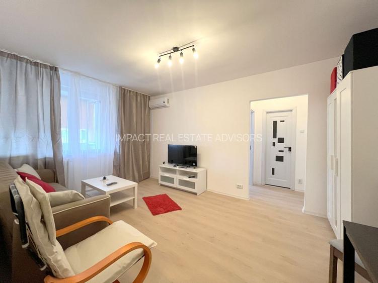 2 camere renovat complet vedere spate Bd. Dinicu Golescu-Gara de Nord - 2