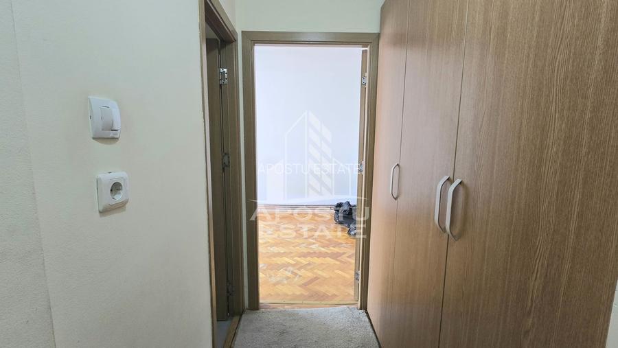 Apartament cu 3 camere, 2 bai, centrala proprie, zona Aradului - 5