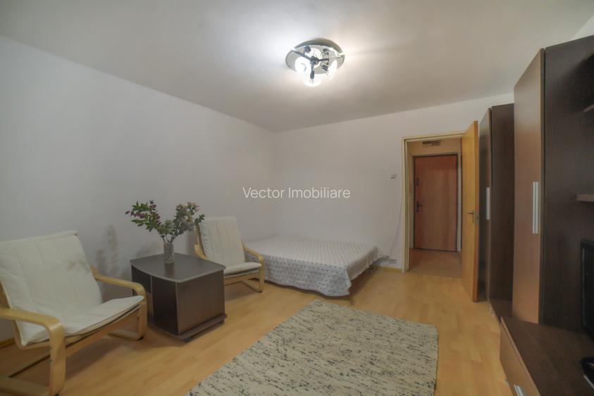 Garsoniera langa metrou Titan - 2