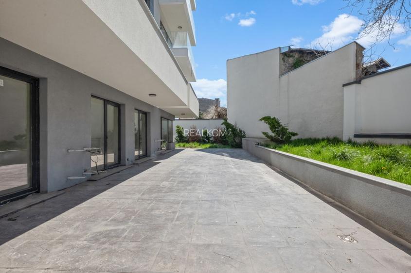 VANZARE APARTAMENT 4 CAMERE UNIRII-CASA POPORULUI-COMISION 0% - 24