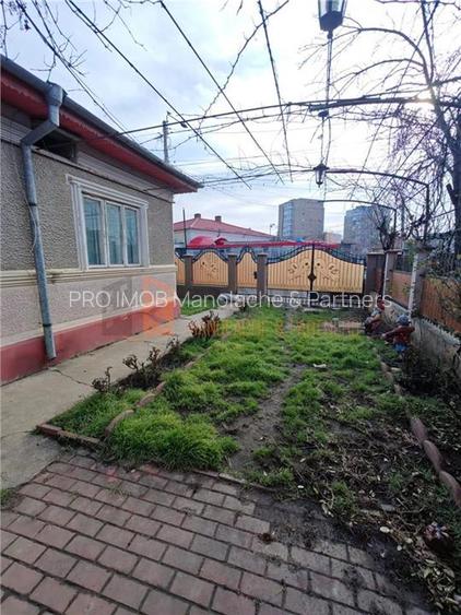 Casa tip parter zona Centrala - 2