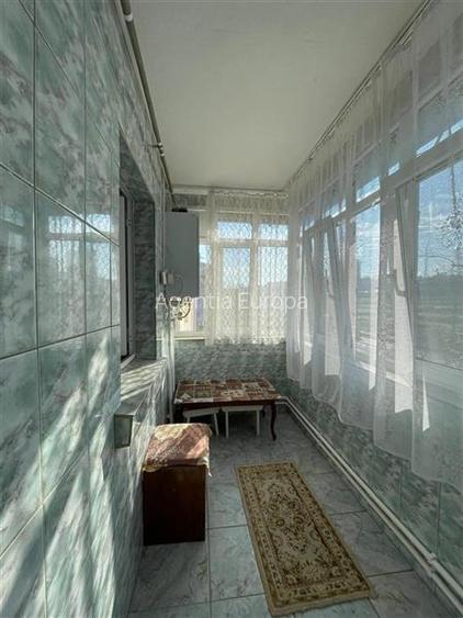 Apartament 3 camere de inchiriat zona E3 -Tulcea - 9