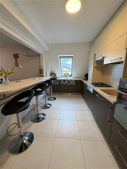 Vanzare apartament 4 camere pe 2 etaje, 3 bai, Urban Residence - 17