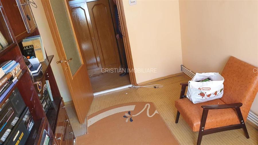 3 camere, etaj de mijloc, confort 1 decomandat, Viziru 3 - 6