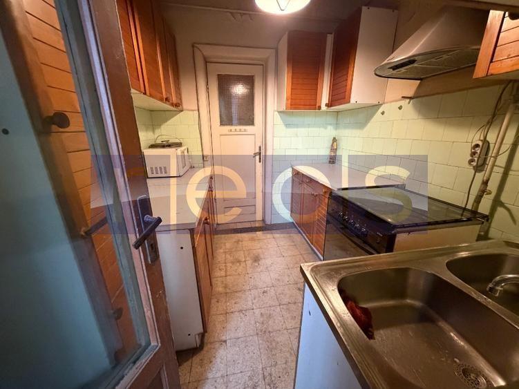 VANZARE 3 CAMERE DECOMANDAT - GARAJ - 12