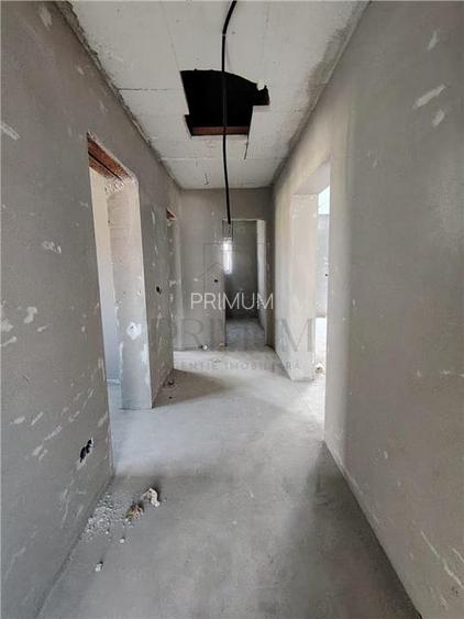 Duplex pe parter - 2 fronturi stradale - personalizare interioara - canalizare - 12